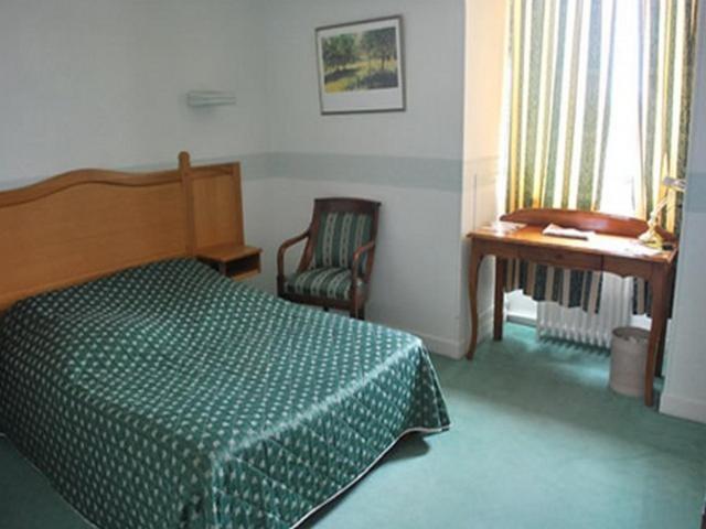 Logis Hotel & Restaurant - Le Normandie Caudebec-en-Caux Cameră foto
