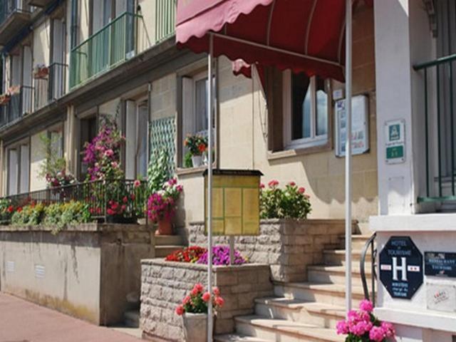 Logis Hotel & Restaurant - Le Normandie Caudebec-en-Caux Exterior foto